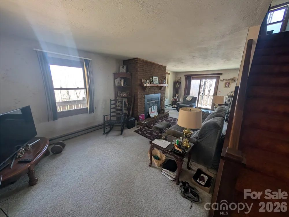 4 Wild Dogwood Trail Mills River, NC 28759