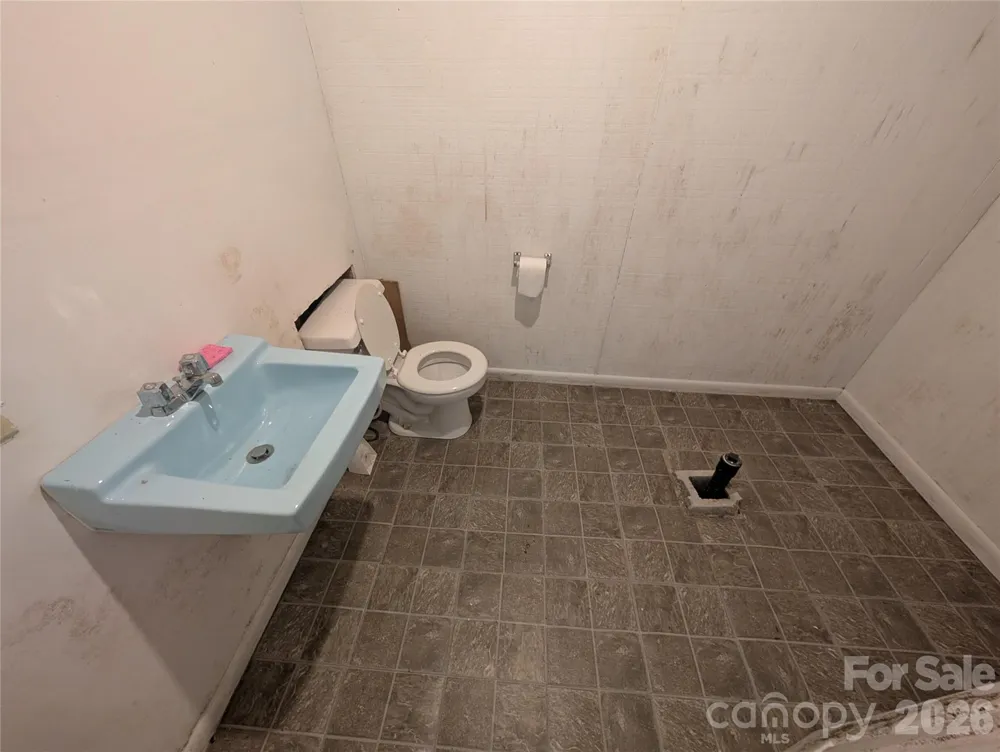 4 Wild Dogwood Trail Mills River, NC 28759