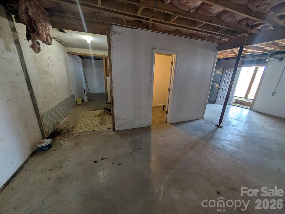 4 Wild Dogwood Trail Mills River, NC 28759