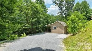 37 Coyote Drive Marion, NC 28752
