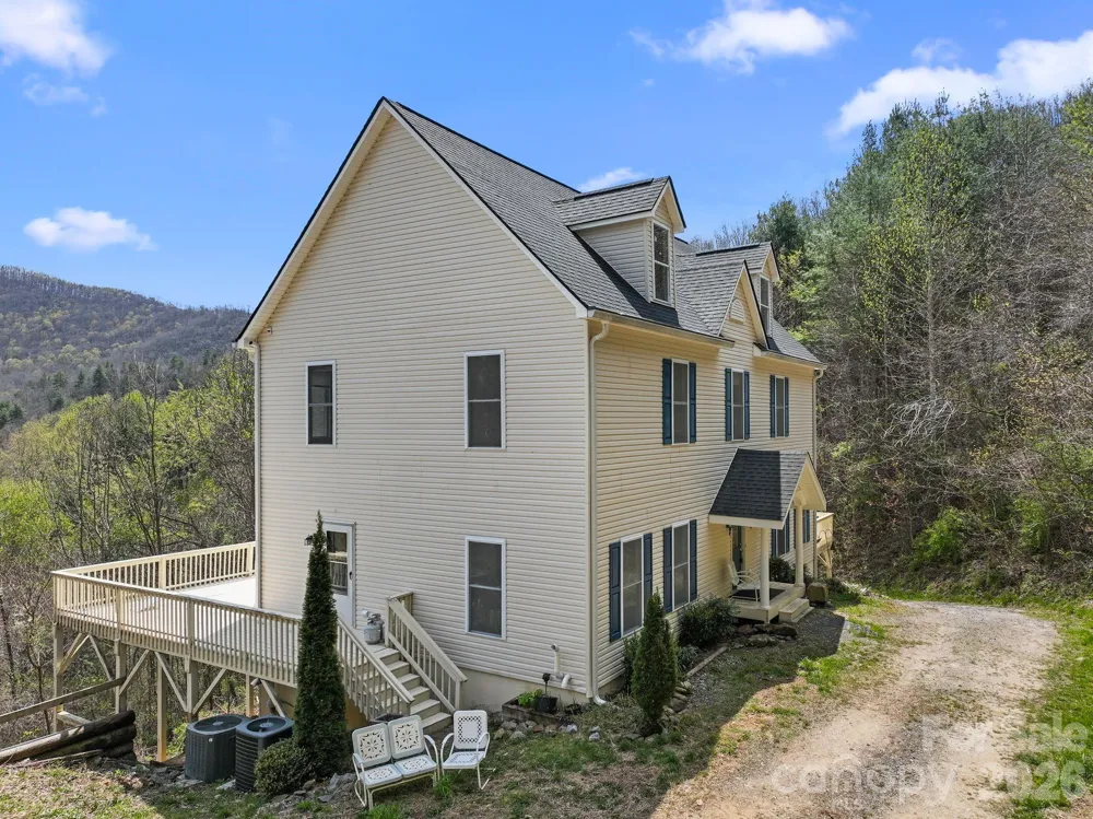267 Eagles Trace Canton, NC 28716