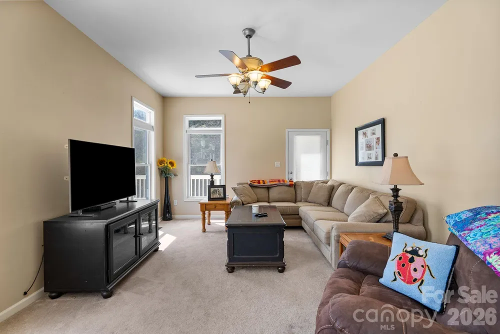 267 Eagles Trace Canton, NC 28716