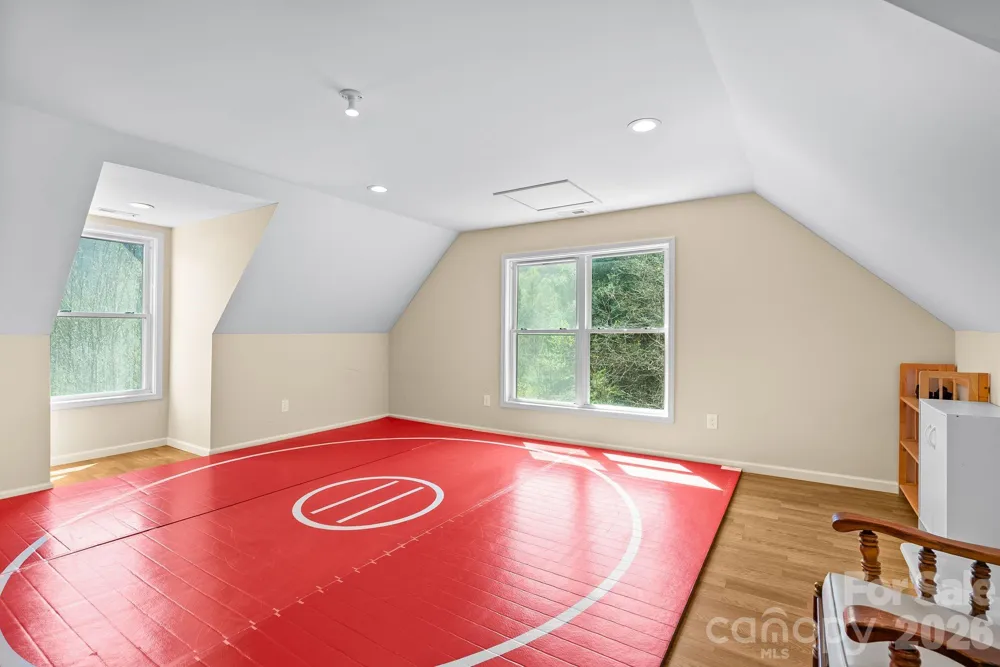 267 Eagles Trace Canton, NC 28716