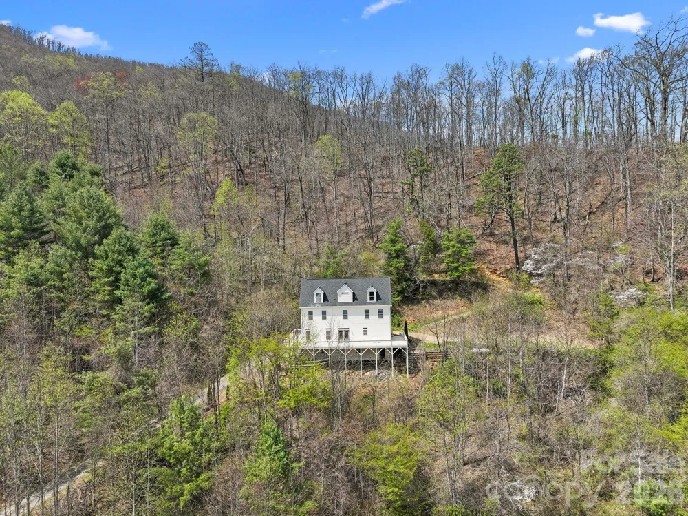 267 Eagles Trace Canton, NC 28716