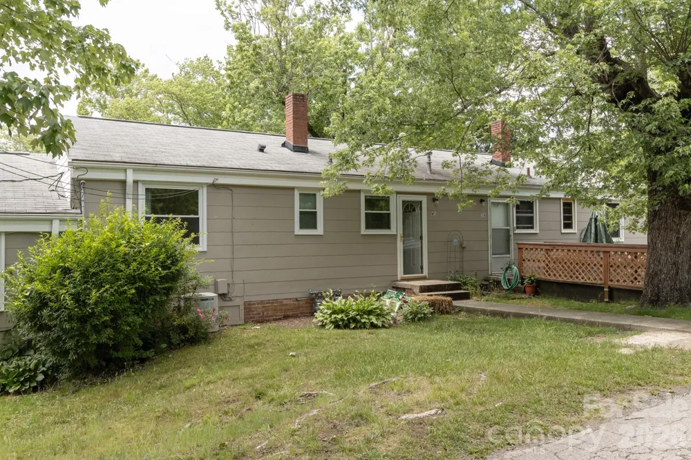 41 Trowbridge Lane Brevard, NC 28712