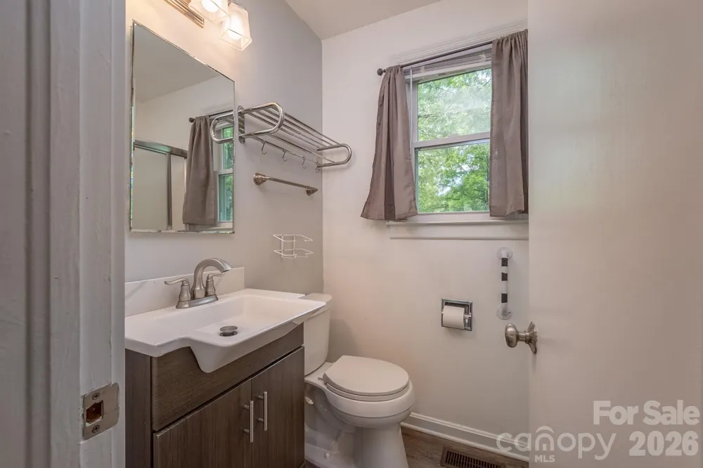 41 Trowbridge Lane Brevard, NC 28712