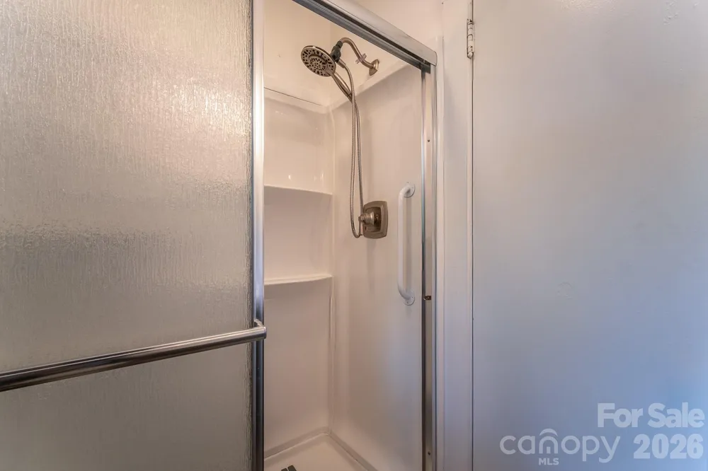 41 Trowbridge Lane Brevard, NC 28712