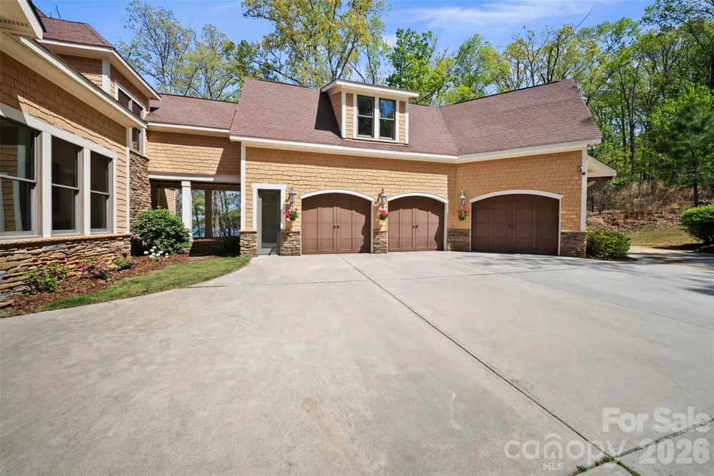 2312 Rocky Cove Lane Denton, NC 27239