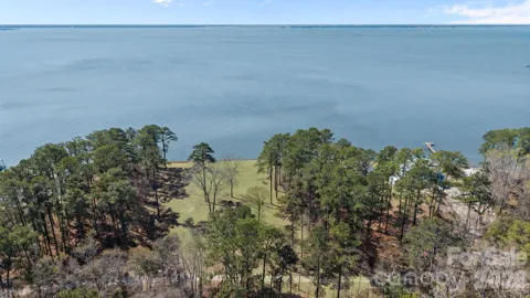 403 Chambers Point