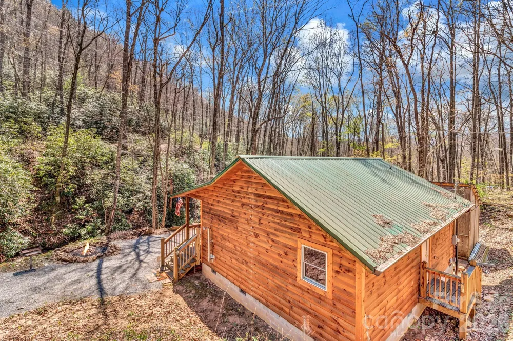 1100 Panther Branch Road Canton, NC 28716