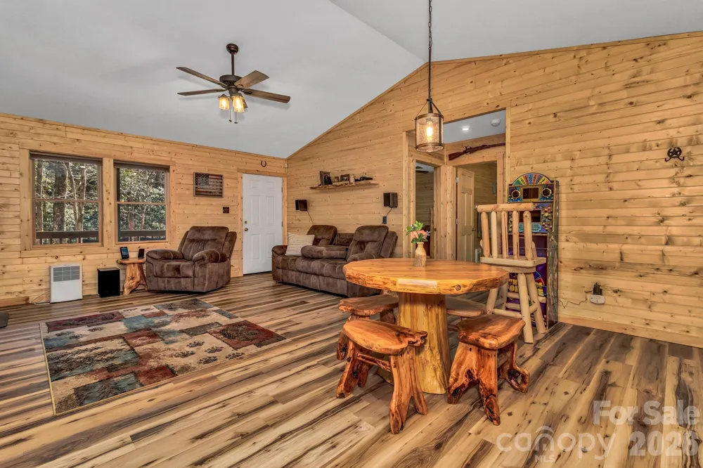 1100 Panther Branch Road Canton, NC 28716