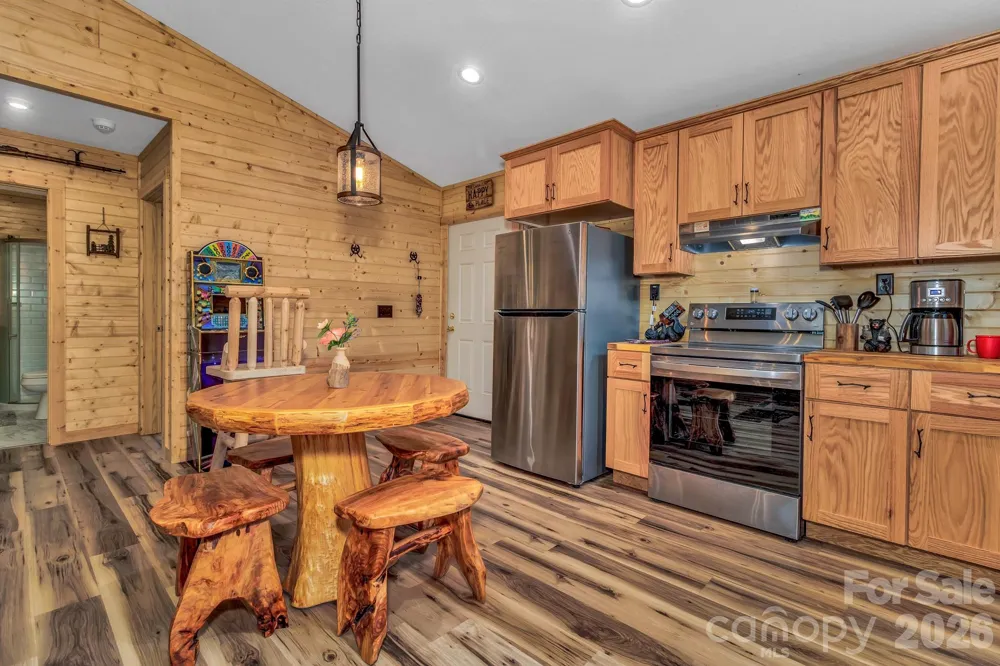 1100 Panther Branch Road Canton, NC 28716