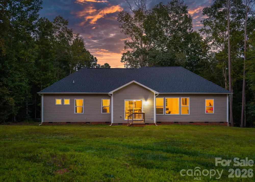 4903 Rio De Luna Hickory, NC 28601