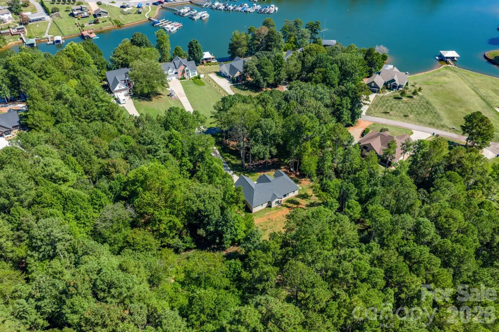 4903 Rio De Luna Hickory, NC 28601