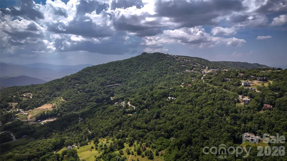 7277 Beech Mountain Road Beech Mountain, NC 28622