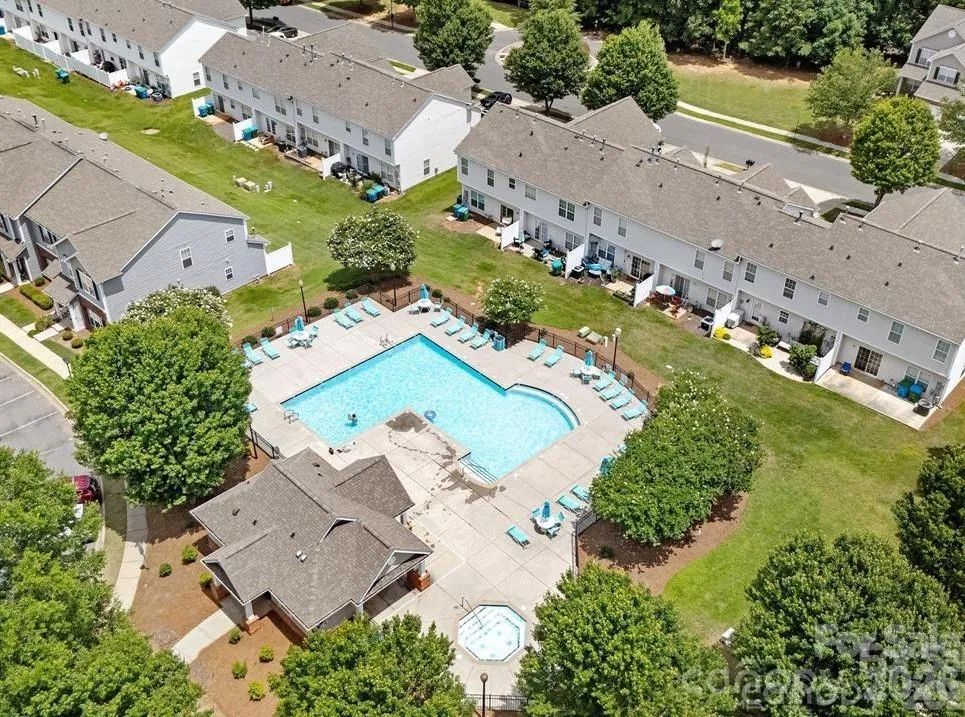 11743 Stockdale Court Pineville, NC 28134