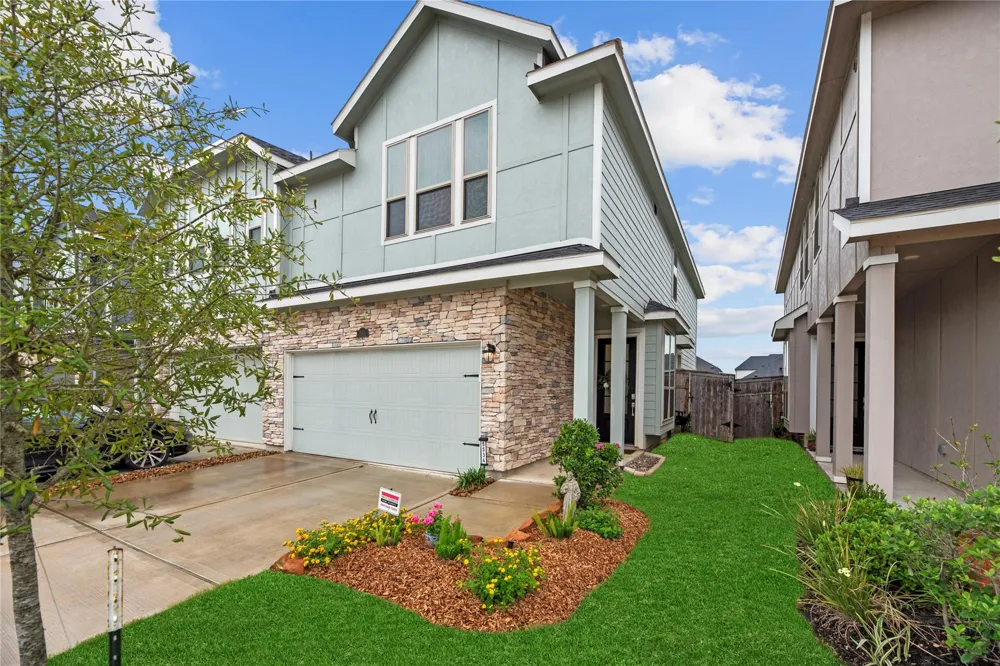 5534 Amber Brook Lane Fulshear, TX 77441