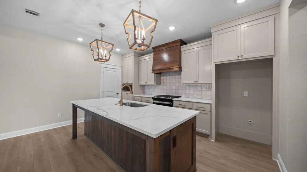 162 Buffalo Ridge Road Giddings, TX 78942