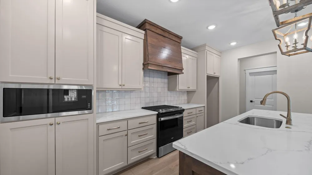 162 Buffalo Ridge Road Giddings, TX 78942