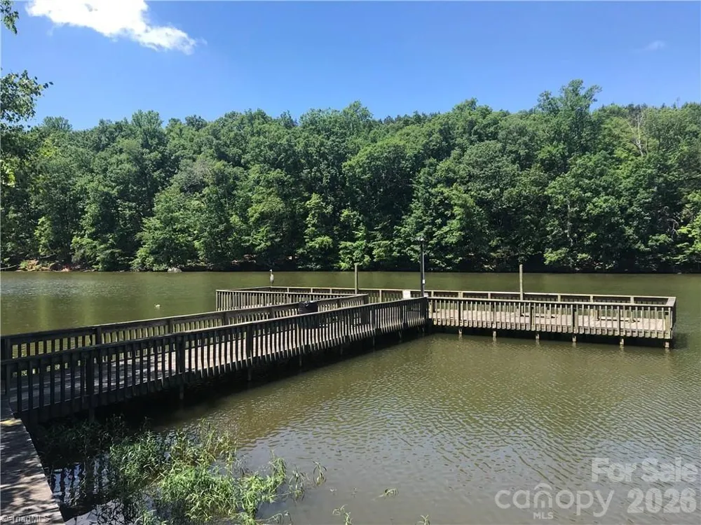 125 Maple Street New London, NC 28127