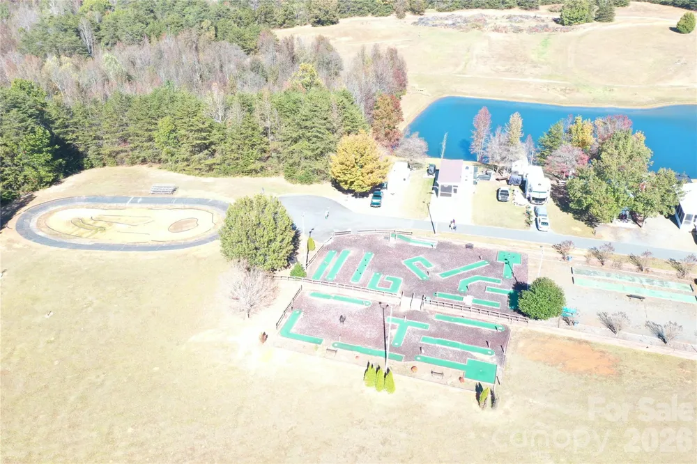 125 Maple Street New London, NC 28127