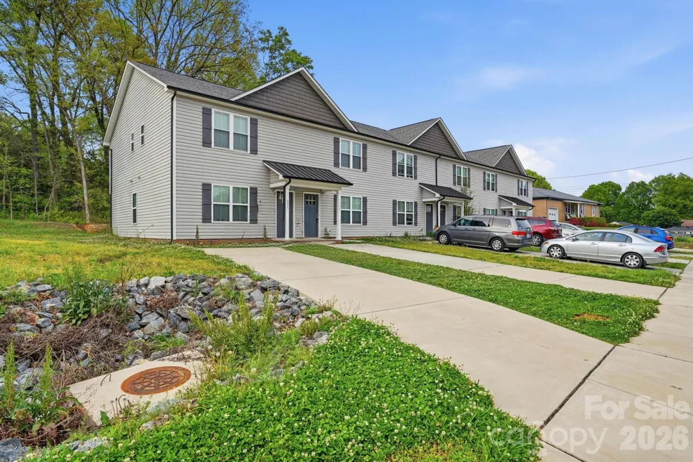 153 Mckinnon Avenue NE Concord, NC 28025