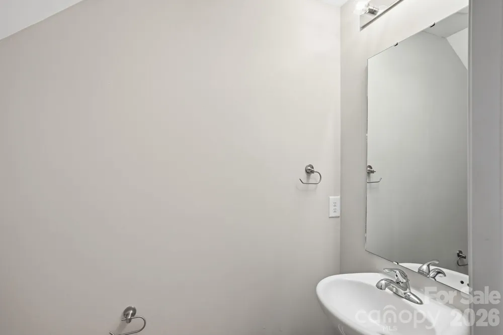 153 Mckinnon Avenue NE Concord, NC 28025