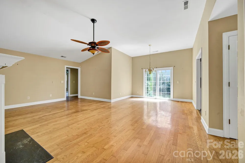 4979 Glen Cove Drive Southport, NC 28461