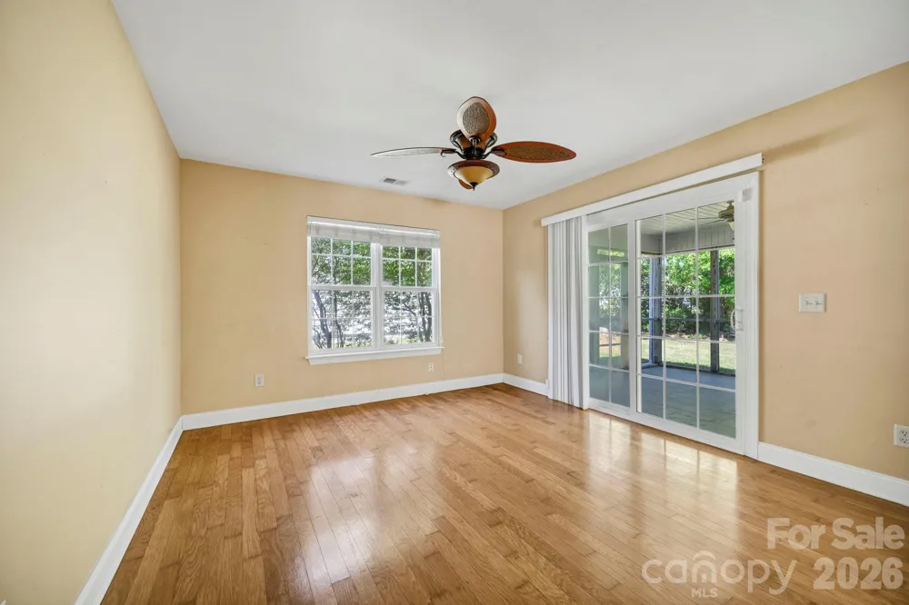 4979 Glen Cove Drive Southport, NC 28461