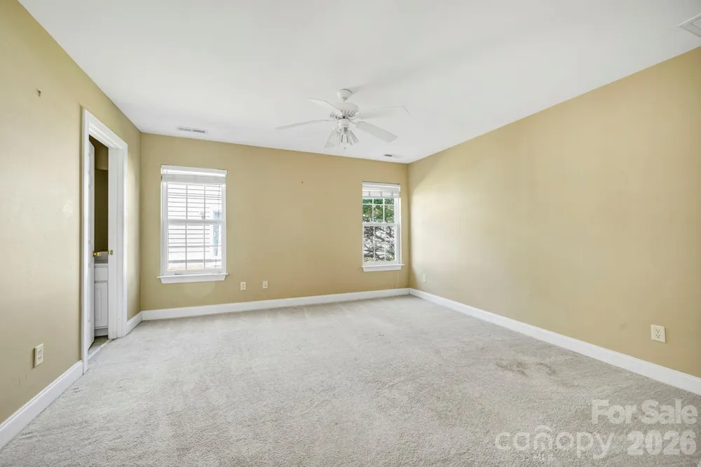 4979 Glen Cove Drive Southport, NC 28461