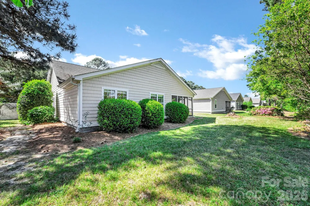 4979 Glen Cove Drive Southport, NC 28461