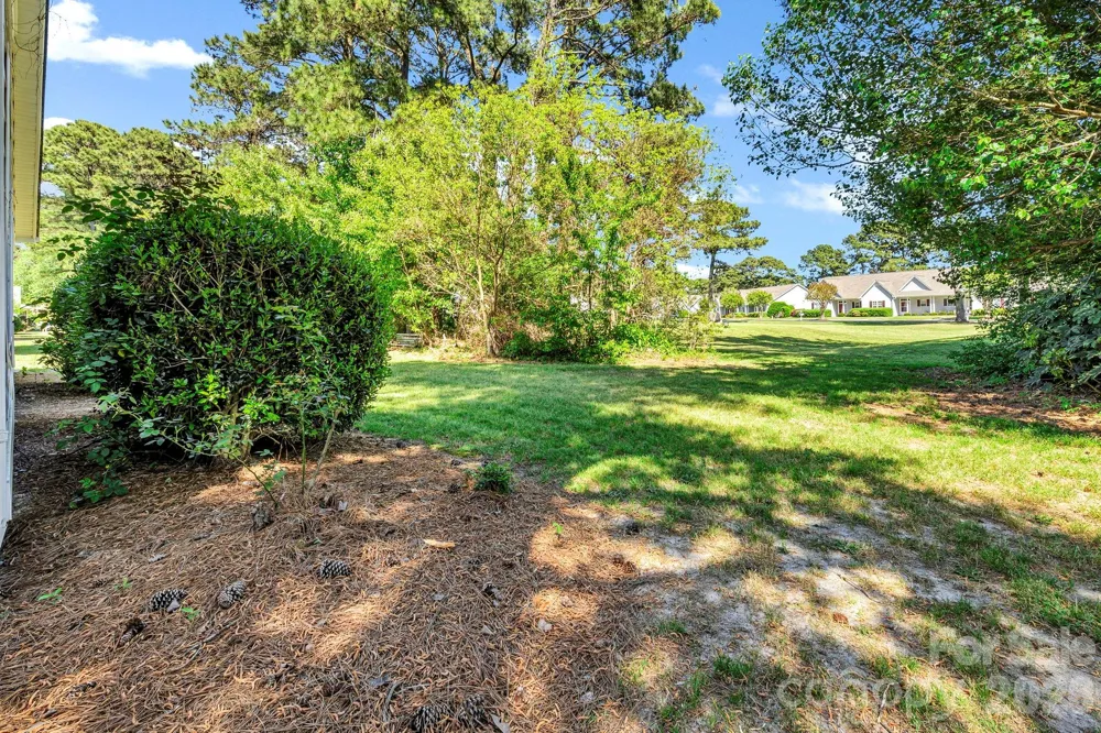 4979 Glen Cove Drive Southport, NC 28461