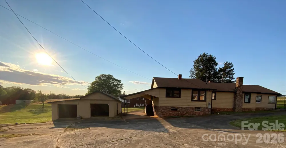 310 Horn Bottom Road Forest City, NC 28043