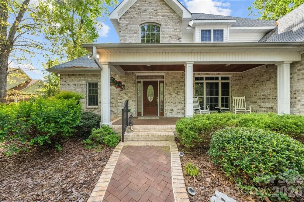 135 Harbor Drive W Lexington, NC 27292