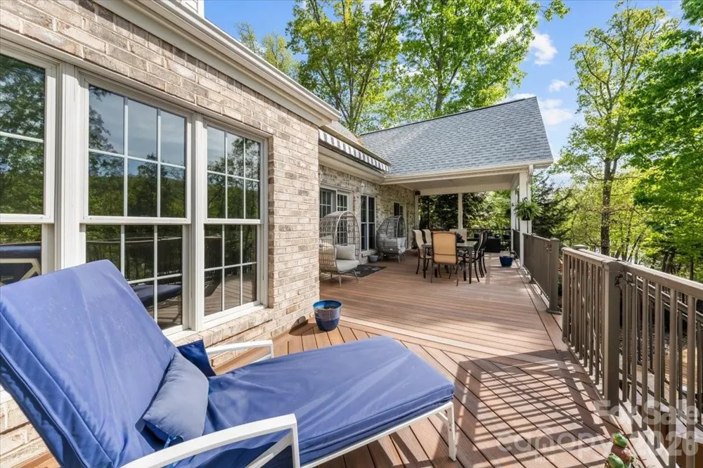 135 Harbor Drive W Lexington, NC 27292