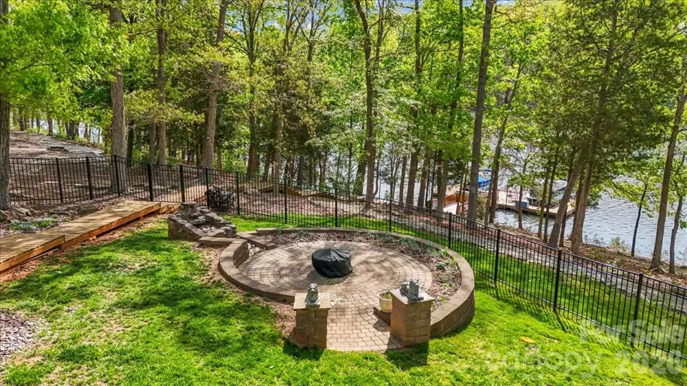 135 Harbor Drive W Lexington, NC 27292