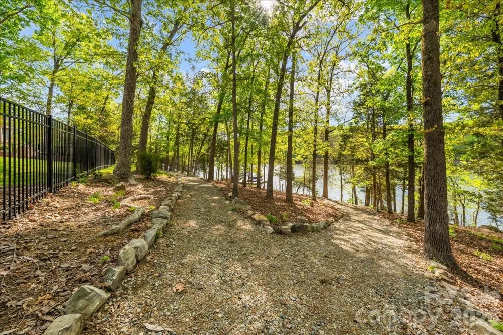 135 Harbor Drive W Lexington, NC 27292