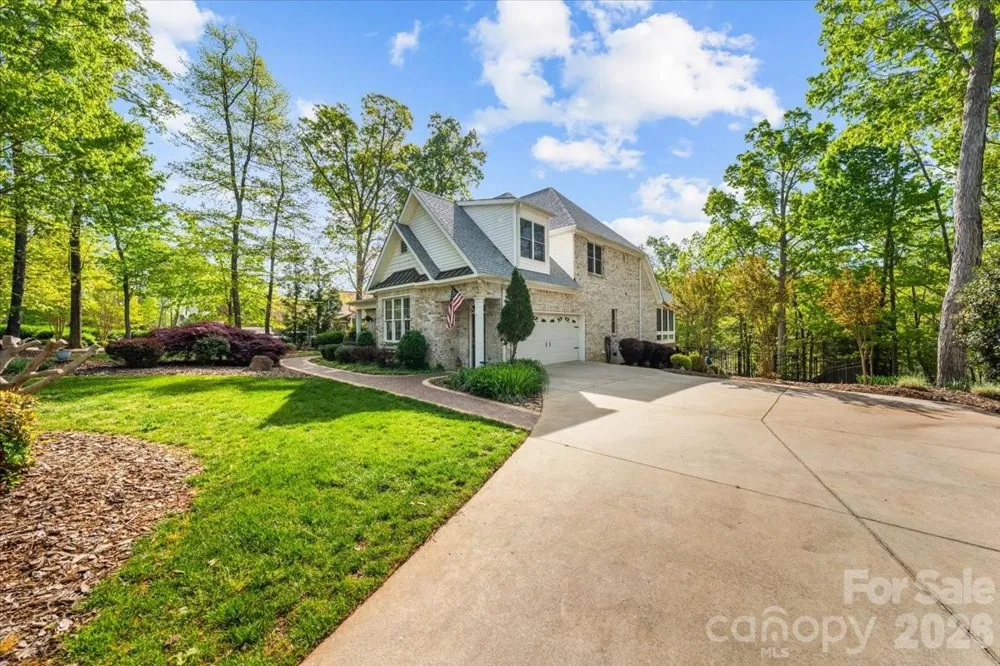 135 Harbor Drive W Lexington, NC 27292