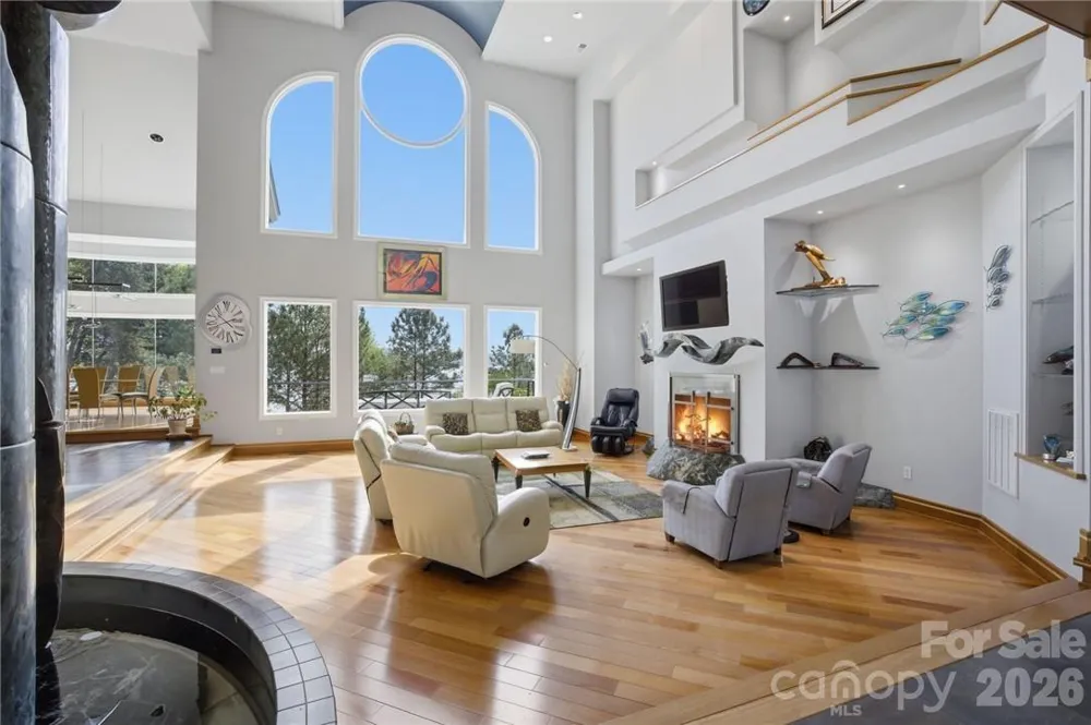 158 Printers Lane New London, NC 28127