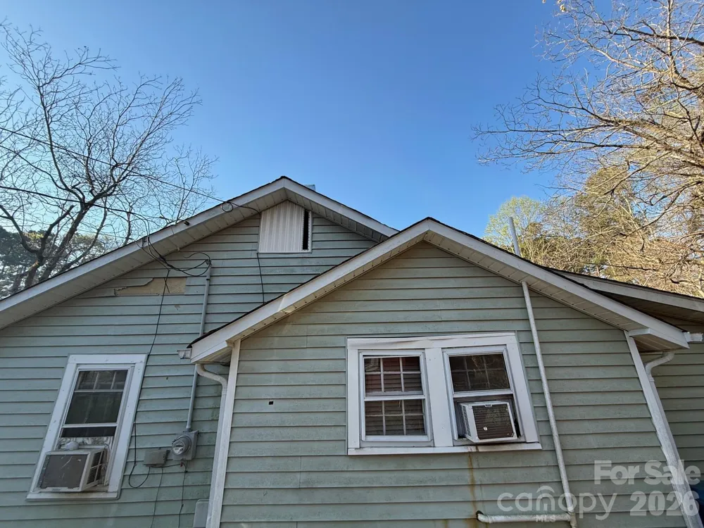 624 Blue Street Troy, NC 27371