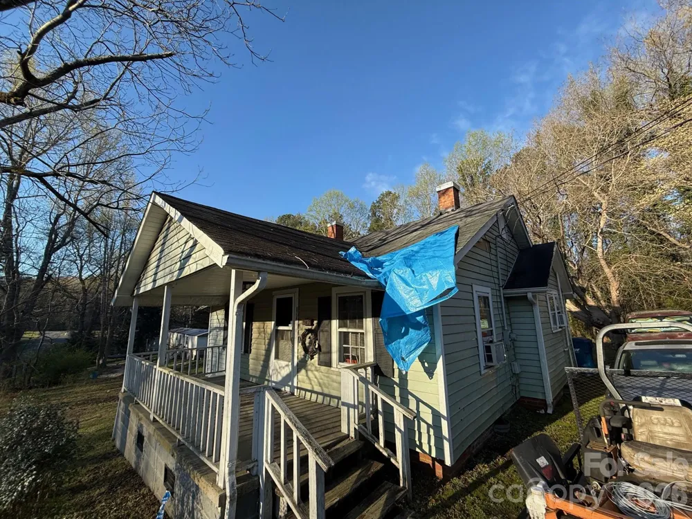 624 Blue Street Troy, NC 27371