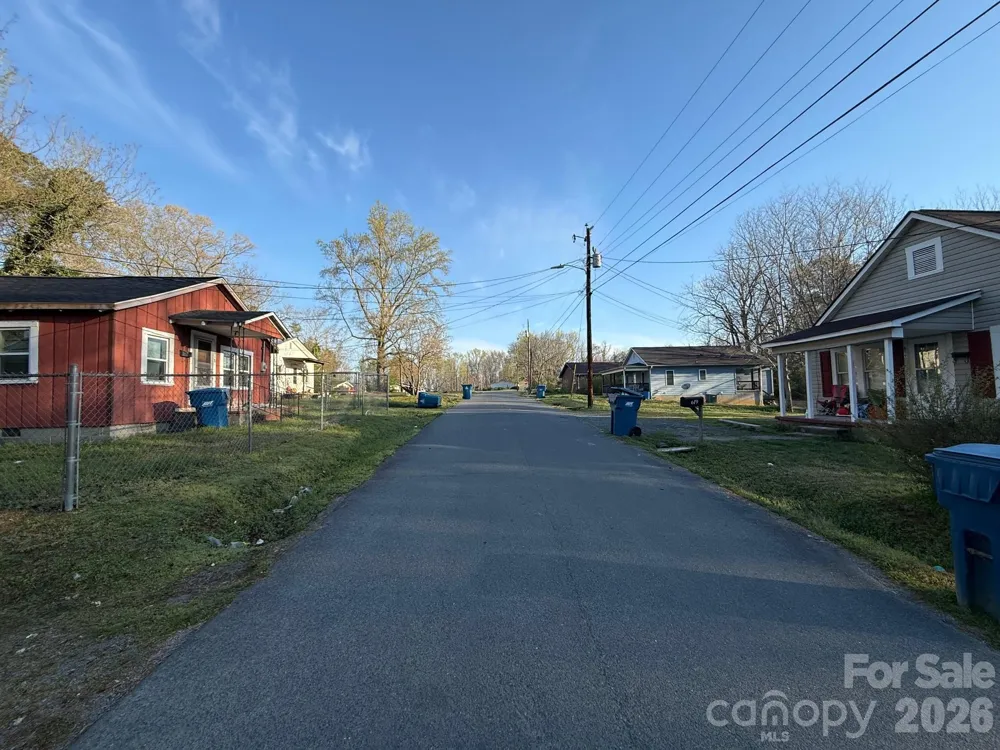 624 Blue Street Troy, NC 27371