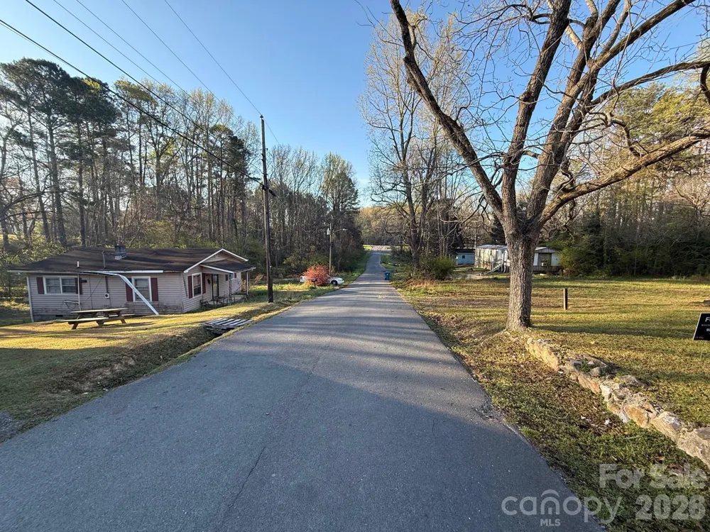 624 Blue Street Troy, NC 27371