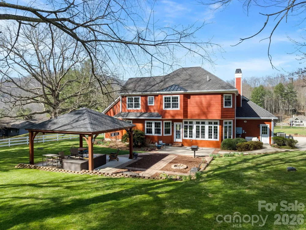 223 Fairway Terrace Canton, NC 28716