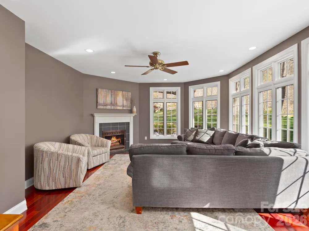 223 Fairway Terrace Canton, NC 28716