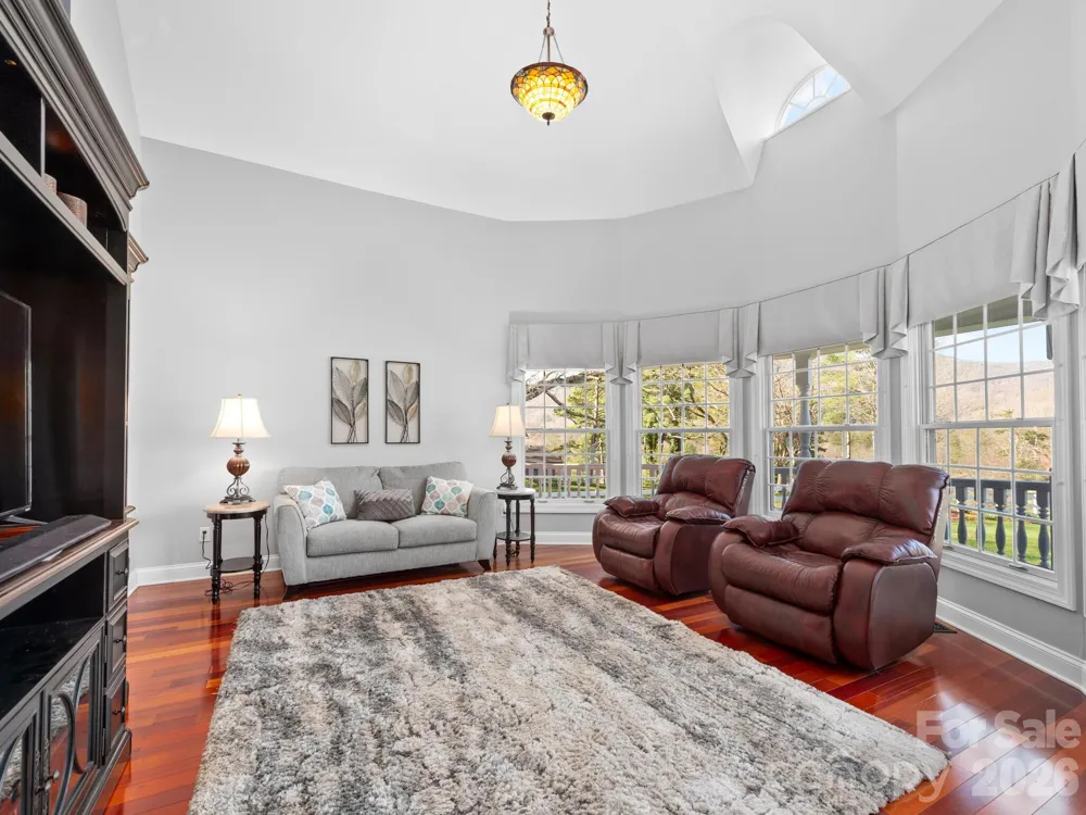 223 Fairway Terrace Canton, NC 28716