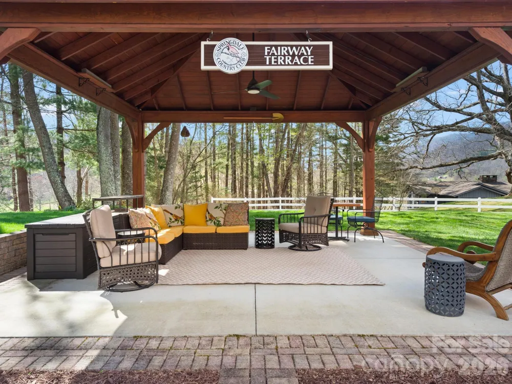 223 Fairway Terrace Canton, NC 28716