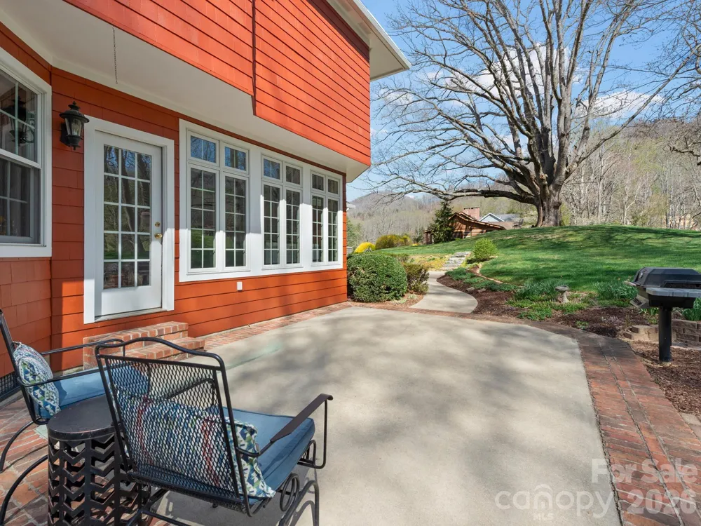 223 Fairway Terrace Canton, NC 28716