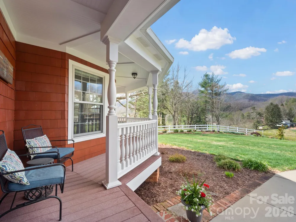 223 Fairway Terrace Canton, NC 28716