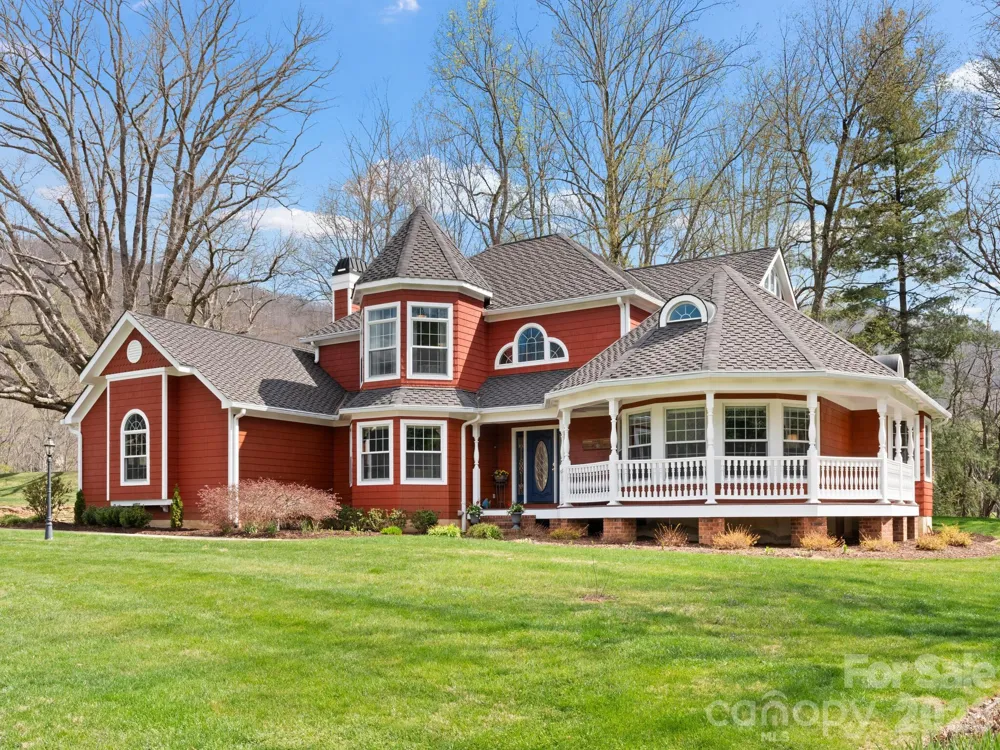 223 Fairway Terrace Canton, NC 28716